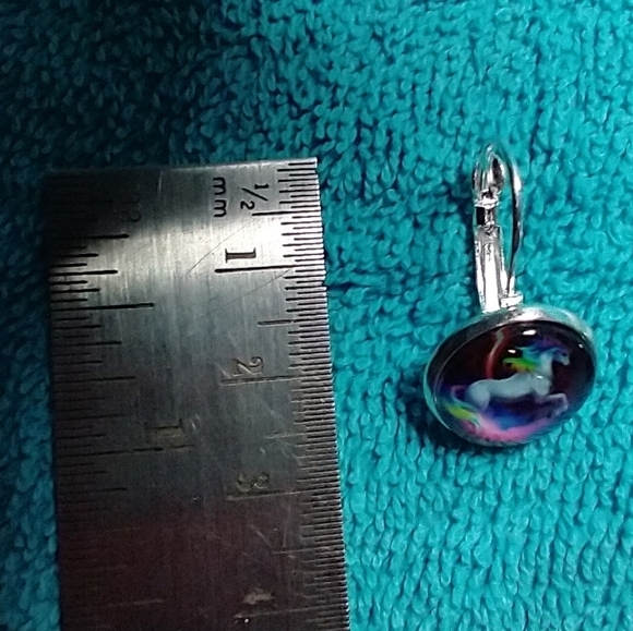 Silvertone colorful unicorn wire pierced lever earrings - Picture 5 of 5